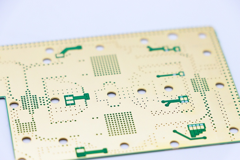 Acerca de cómo juzgar las ventajas y desventajas de los circuitos de PCB